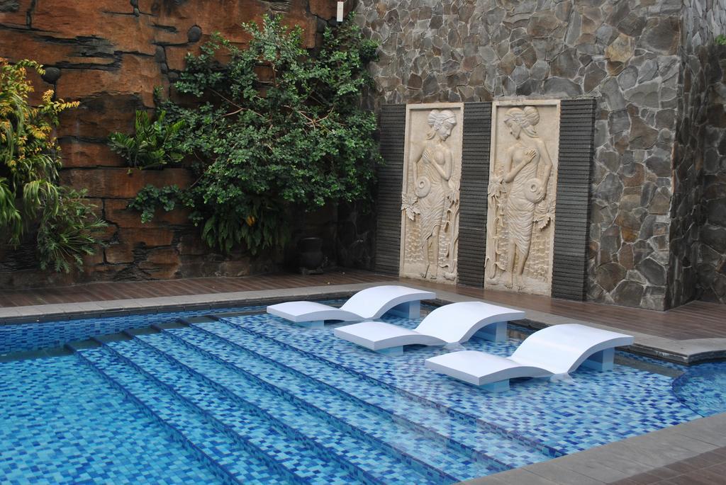 Hotel Arjuna Yogyakarta Exterior foto