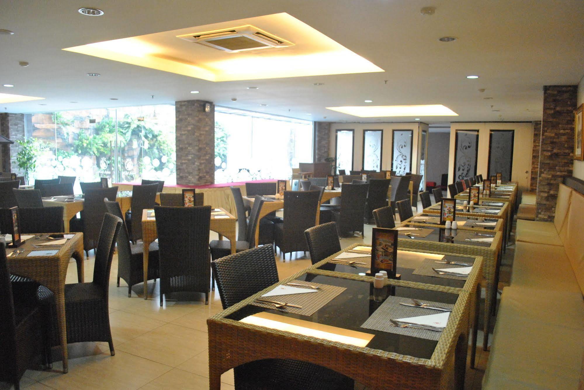 Hotel Arjuna Yogyakarta Exterior foto