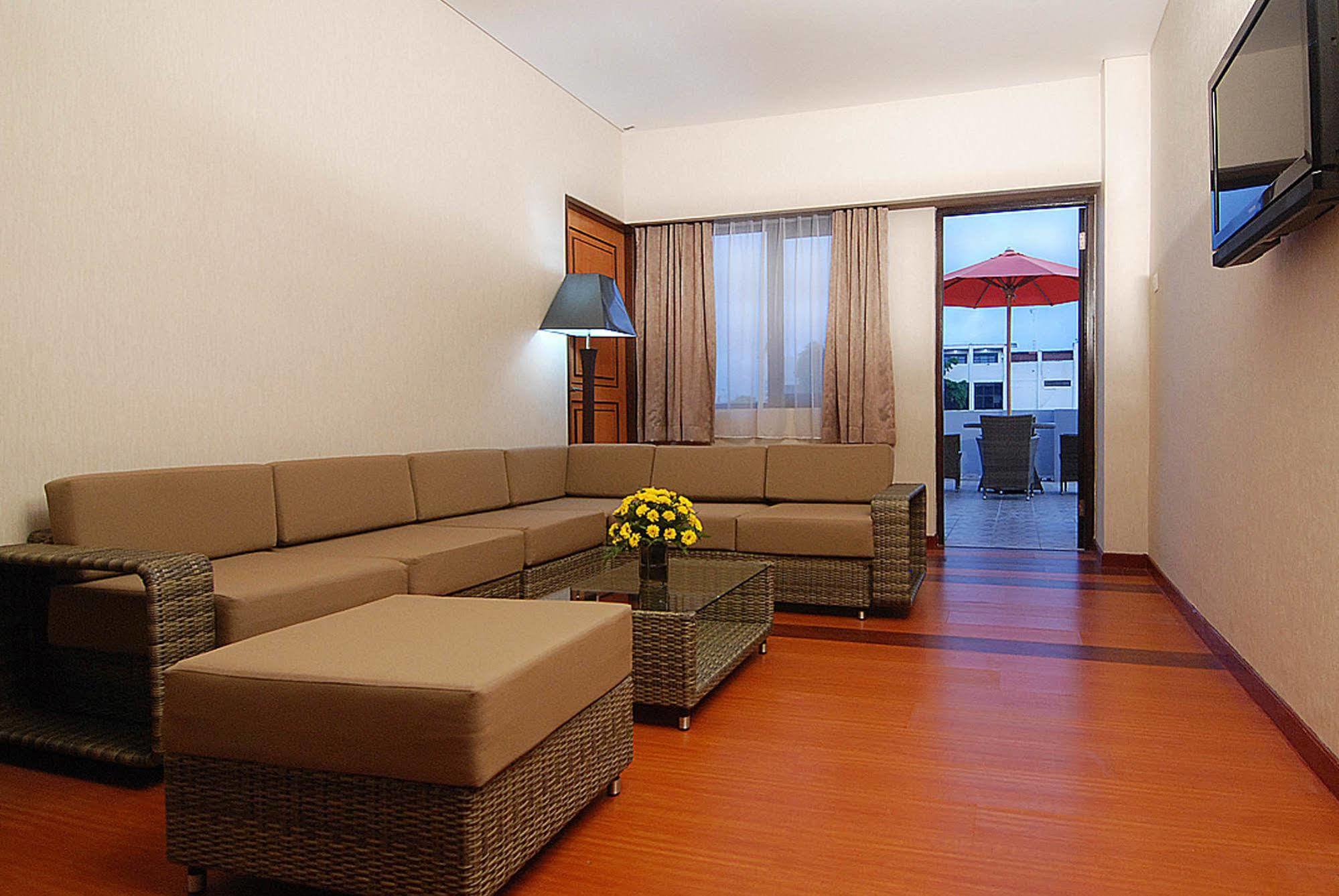 Hotel Arjuna Yogyakarta Exterior foto