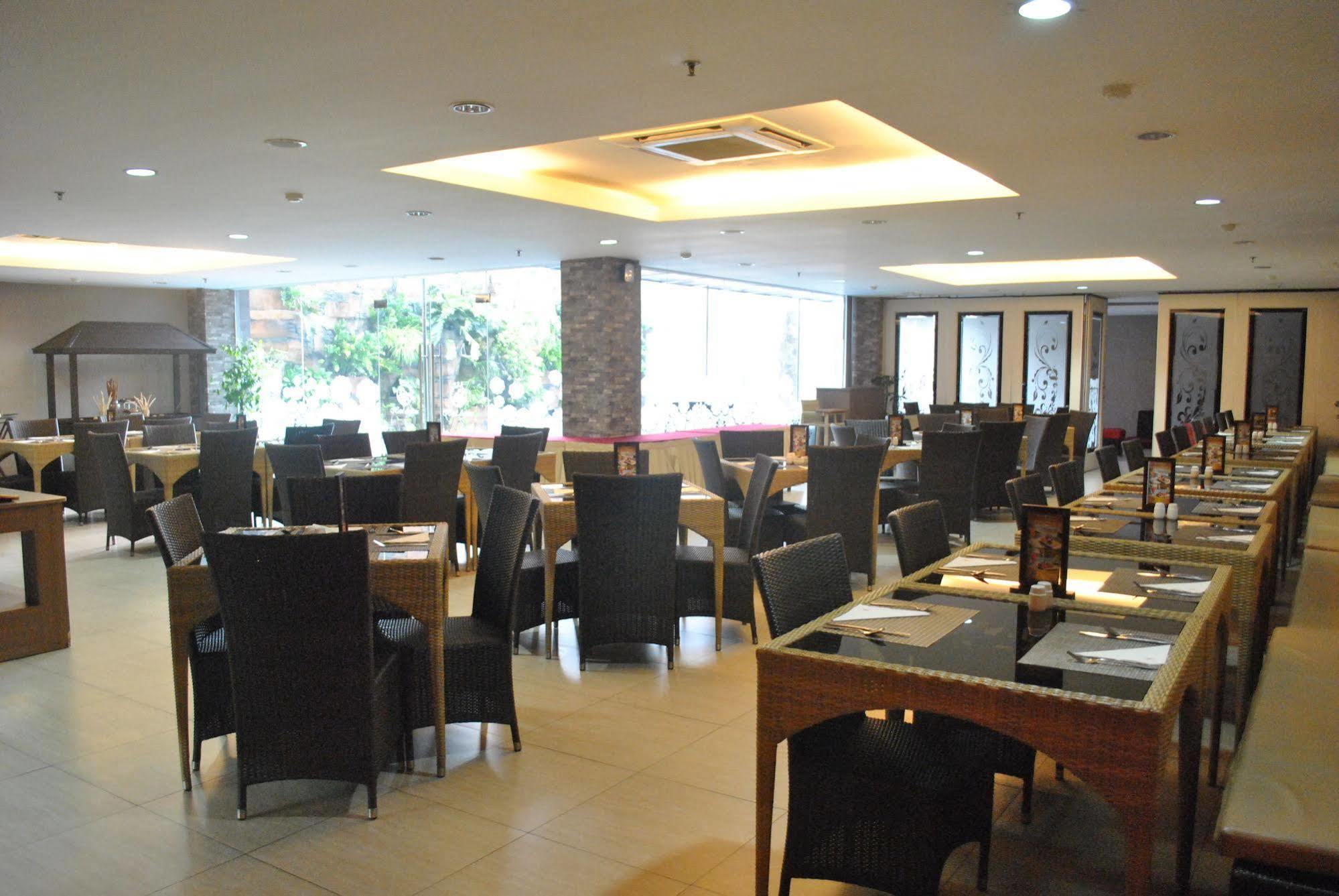 Hotel Arjuna Yogyakarta Exterior foto